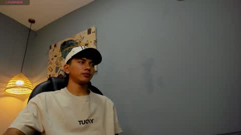 markbowie online show from January 8, 12:55 pm