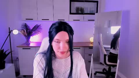 Marlene  online show from July 13, 1:58 pm