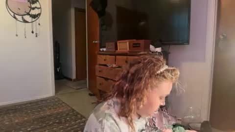 maroon_moon online show from November 1, 5:23 pm