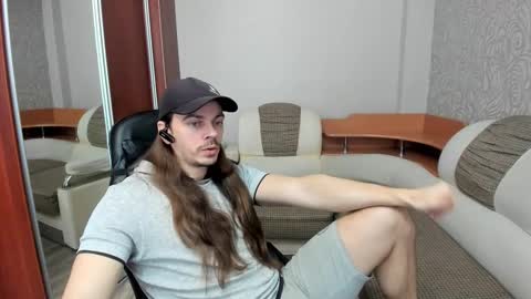 Alan online show from February 3, 6:40 am