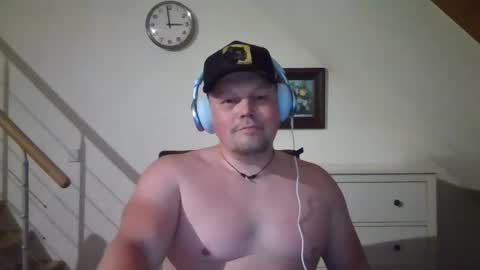 mars0481 online show from May 2, 1:00 am
