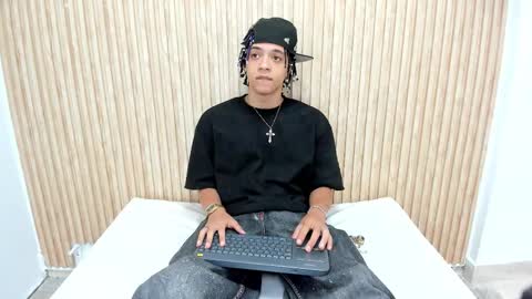 MARSHALL online show from September 22, 1:15 pm