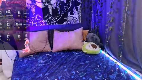 marshmallowbeauty_ online show from November 5, 10:34 pm