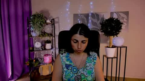 martaedams online show from May 21, 7:04 am