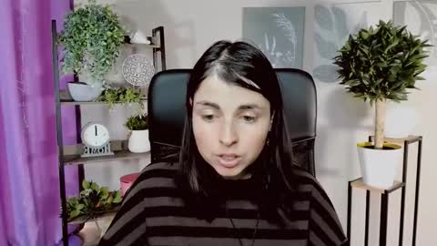 martaedams online show from March 3, 7:26 am