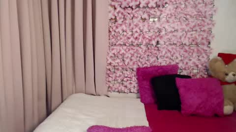 DONT FORGET TO FOLLOW ME AND GIVE ME A THUMBS UP GUYS- martha online show from February 21, 6:29 am