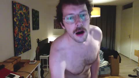 Roger online show from December 18, 2:10 am