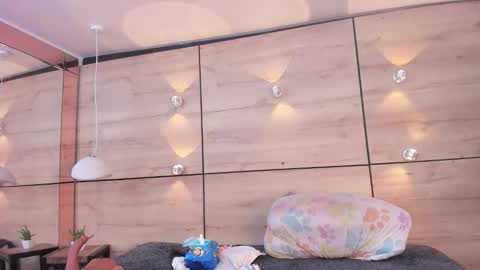 martina touss  online show from February 24, 1:14 pm