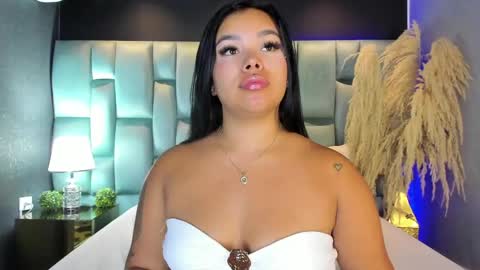 Martina Garcia online show from April 17, 10:34 pm