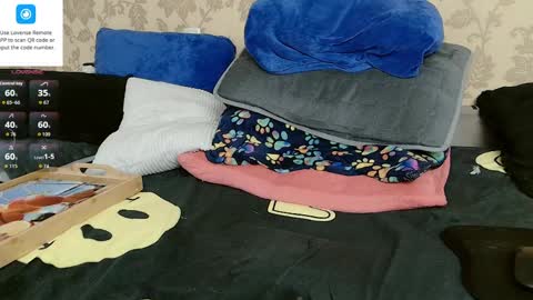 martinbrux online show from April 13, 10:25 pm