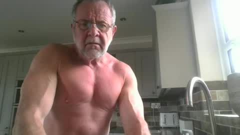 martinrgbxxxx online show from June 17, 7:46 am