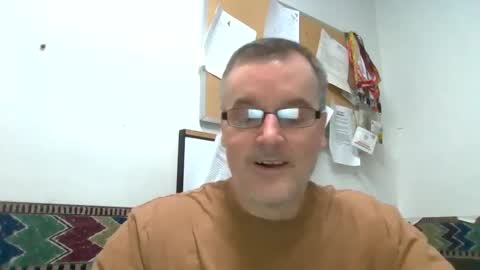 Snapshot of marty1688 chatting on September 24, 11:39 am marty1688 online show from September 24, 11:39 am