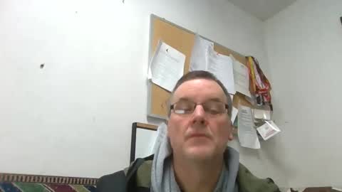 Snapshot of marty1688 chatting on February 12, 11:29 am marty1688 online show from February 12, 11:29 am