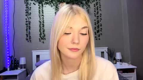 Lisa online show from January 9, 5:29 pm