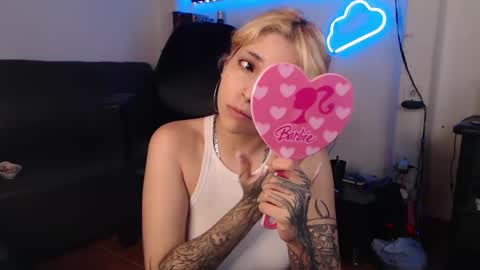                      100   online show from February 25, 2:15 pm