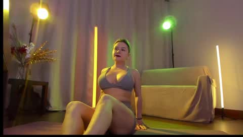Julia online show from May 15, 8:49 pm