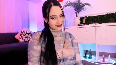 Mary online show from March 22, 8:29 am