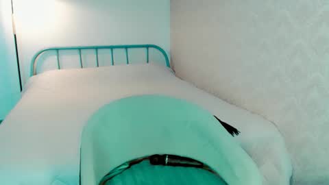 Anna online show from March 10, 5:12 am