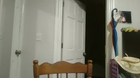 maryjaneflowers online show from February 11, 10:58 am