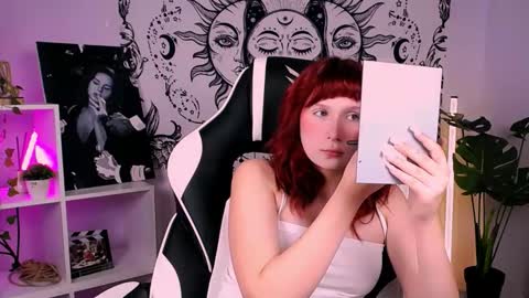 Snapshot of marylanee chatting on September 26, 4:53 am Mary online show from September 26, 4:53 am