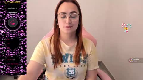 Dulce Maria online show from February 27, 2:14 am