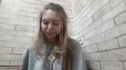 Hi My name is Elina Im 18 years old. online show from September 22, 10:30 am