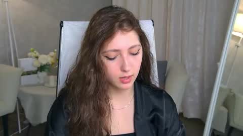 Mary Miller online show from November 28, 11:06 am