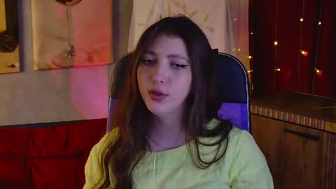 Mary Miller online show from May 6, 9:59 am
