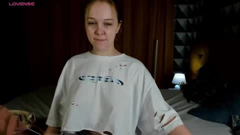 Mary online show from February 25, 12:58 am