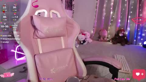 Mary online show from February 27, 2:04 am