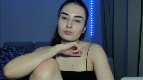 Mary online show from March 1, 12:59 am