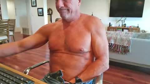 mascmuscle49 online show from February 18, 8:30 pm