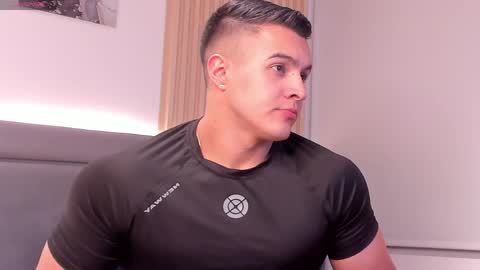 Mason Bennet online show from May 13, 12:20 am