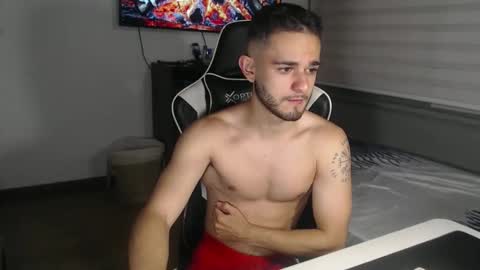 massimo online show from December 23, 2:51 am