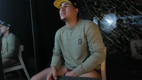 massimo_vidal online show from April 9, 6:35 pm