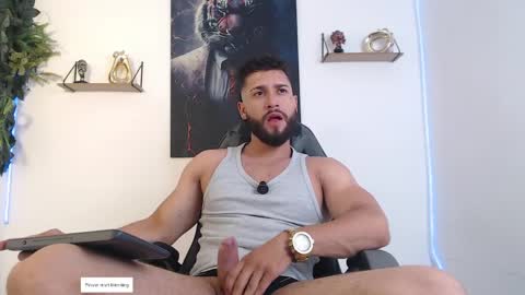 Massimo online show from April 1, 12:00 am