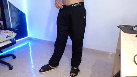 master_black777 online show from February 12, 12:03 am