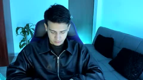 master_boy_1 online show from November 19, 2:44 am