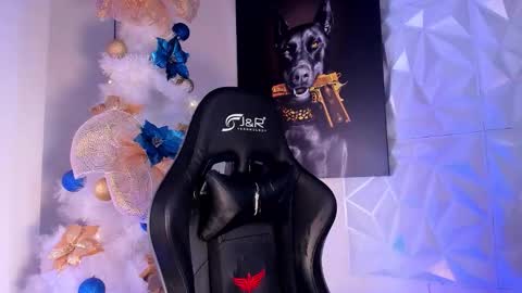 KONAN online show from December 14, 1:28 pm