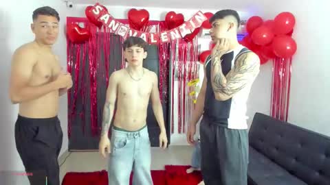 Team Cris Darwin- Fernando- Stiven- David online show from February 11, 12:20 pm