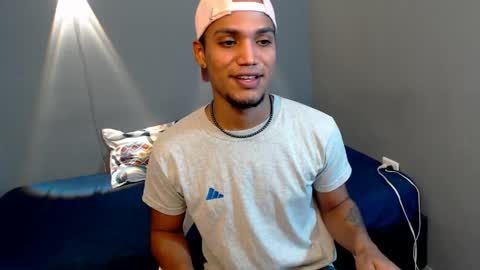 Mateo and Noah online show from April 17, 5:59 pm