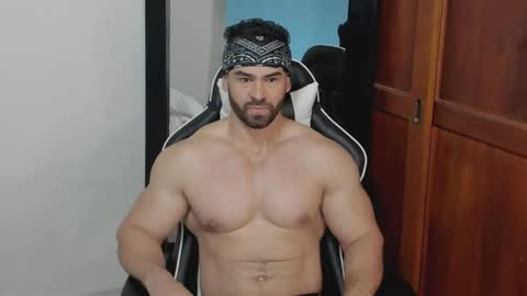 mathews_smith online show from June 5, 11:37 am