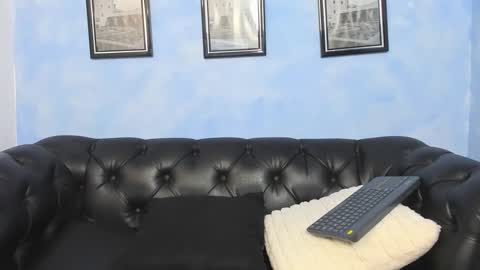 mathias cocks online show from September 19, 7:01 am