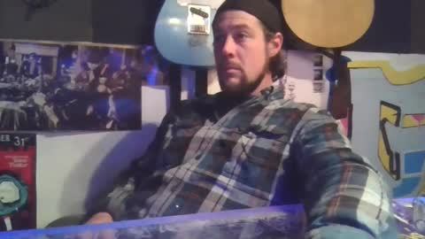 Snapshot of mathydonaski chatting on February 12, 10:37 pm mathydonaski online show from February 12, 10:37 pm