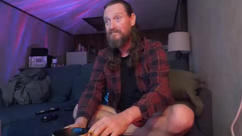 matross43 online show from February 12, 6:55 pm