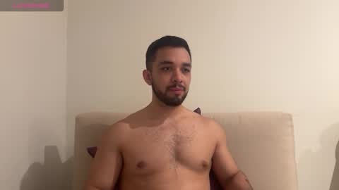 Snapshot of matt_artim chatting on October 20, 11:21 pm The Matt Leon online show from October 20, 11:21 pm