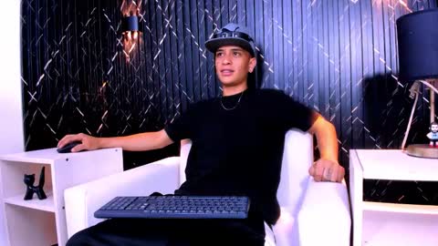 Matt Ruso online show from October 29, 4:03 am