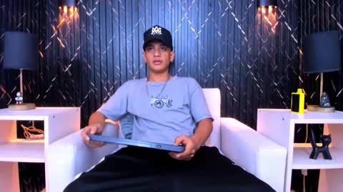 Matt Ruso online show from November 29, 3:58 am