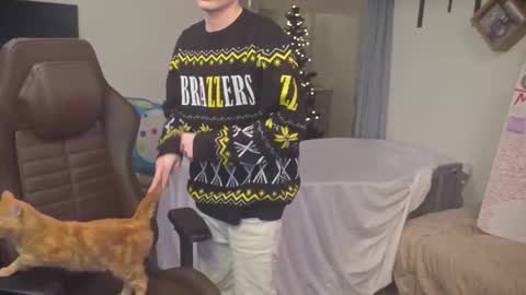 Matt Cash online show from December 4, 2:11 am