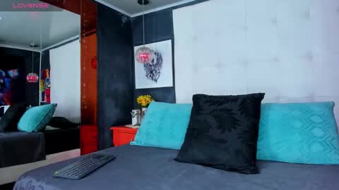 ---Matteo--- online show from October 22, 4:04 am